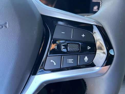 Used 2025 BMW i4 eDrive40 image 46