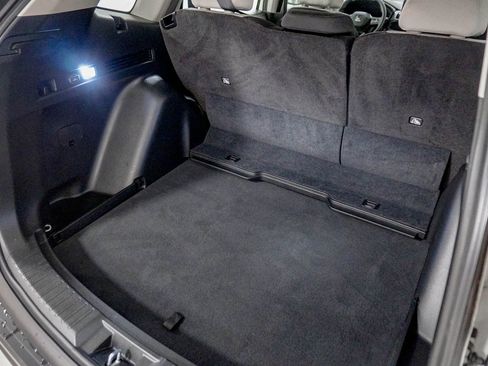 Used 2023 Honda CR-V LX image 9