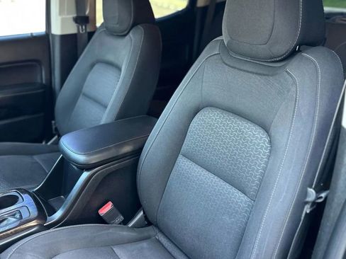 Used 2018 GMC Canyon SLE w/ SLE Convenience Package image 14