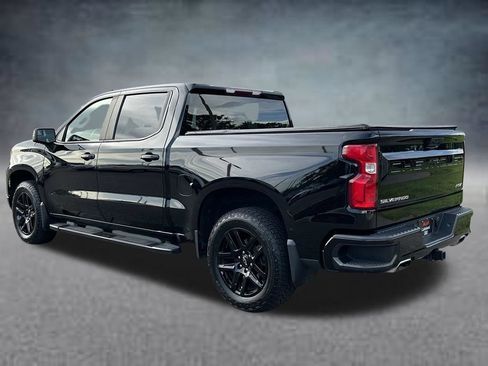 Used 2022 Chevrolet Silverado 1500 RST AWD/4WD image 3