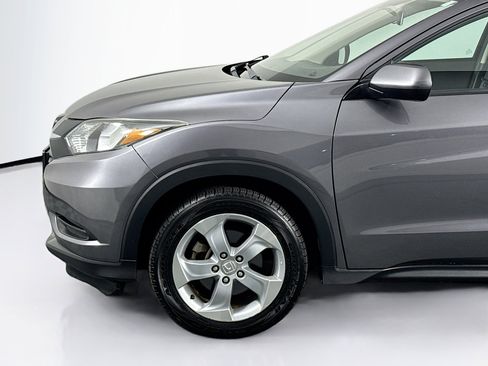 Used 2016 Honda HR-V LX image 35