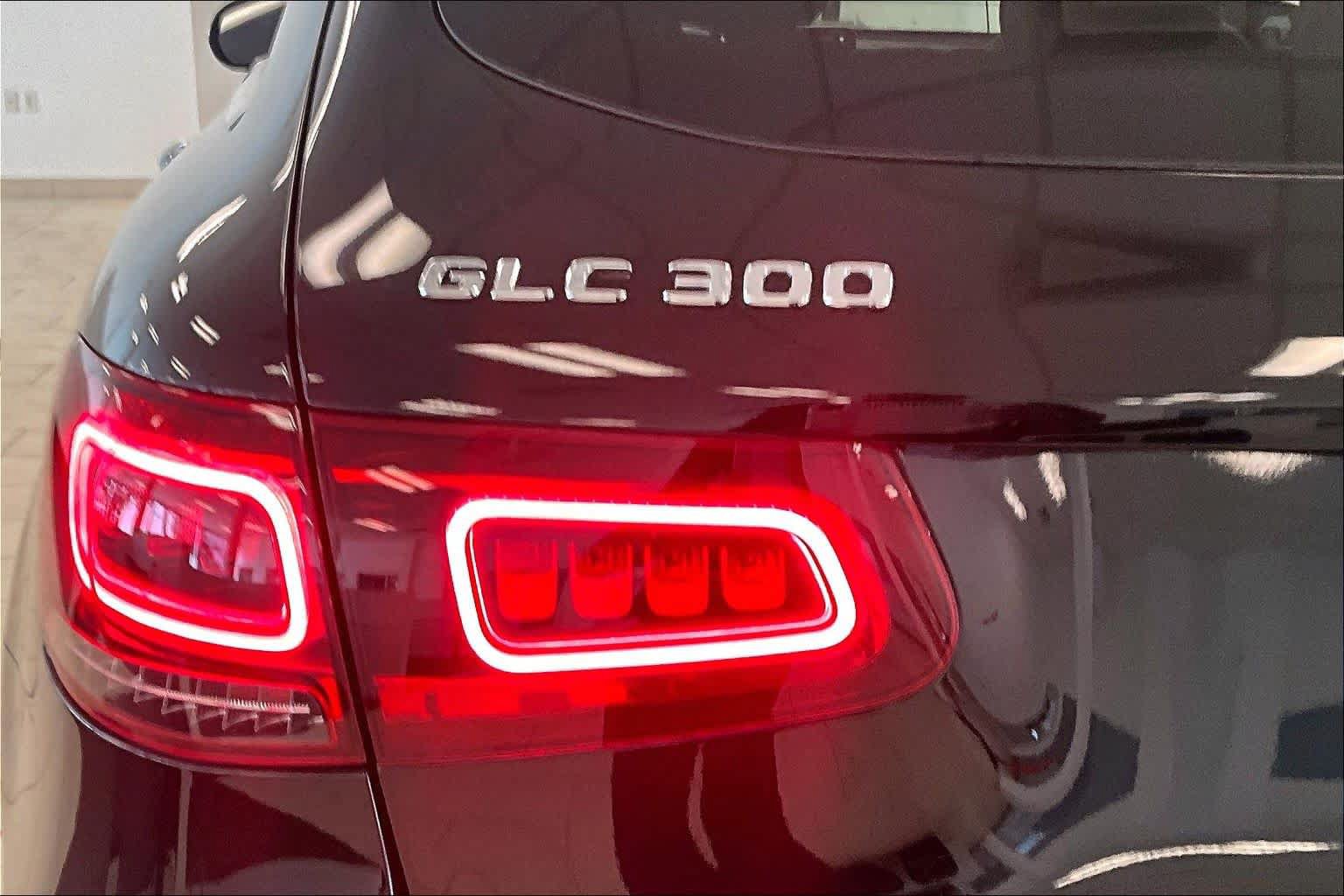 Used 2020 Mercedes-Benz GLC 300 image 28