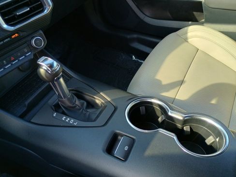 Used 2024 Ford Mustang Premium image 29