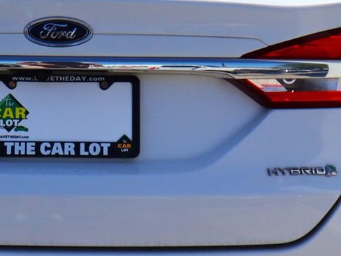 Used 2018 Ford Fusion S FWD image 20