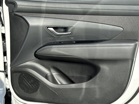 New 2026 Hyundai Tucson Limited image 14