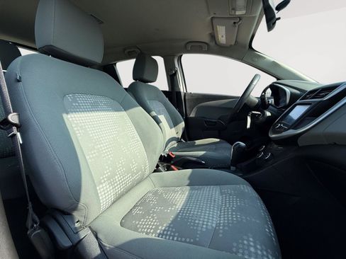 Used 2017 Chevrolet Sonic LT FWD image 23