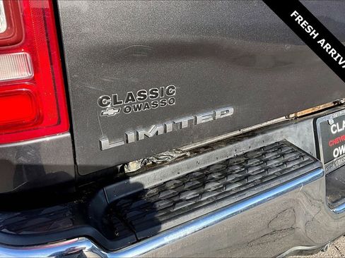 Used 2019 RAM 3500 Limited image 24