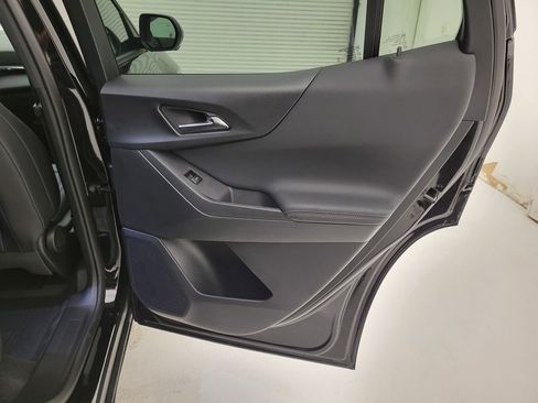 New 2026 Chevrolet Equinox LT w/ Convenience Package II FWD image 37