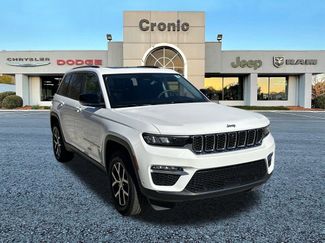 Used 2023 Jeep Grand Cherokee Limited w/ Luxury Tech Group II video 1