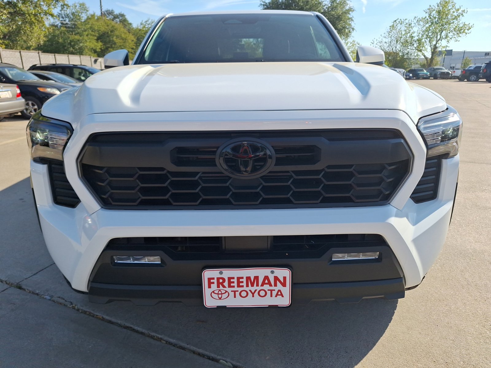 Used 2026 Toyota Tacoma TRD Off-Road AWD/4WD image 9