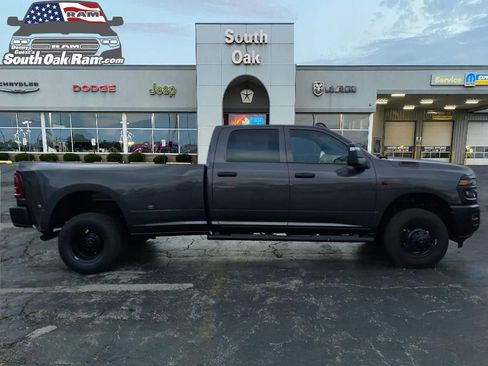 New 2026 RAM 3500 Tradesman AWD/4WD image 2