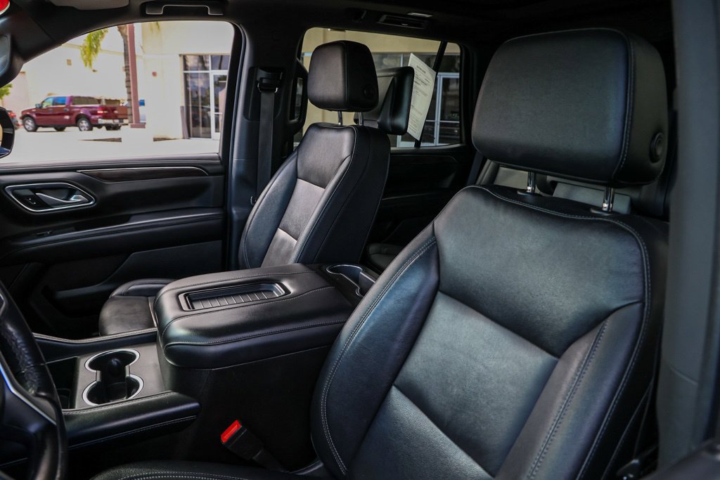 Used 2021 Chevrolet Tahoe Z71 w/ Rear Media and Nav Package AWD/4WD image 16
