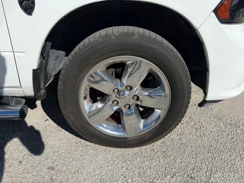 Used 2018 RAM 1500 Express w/ Express Value Package image 23