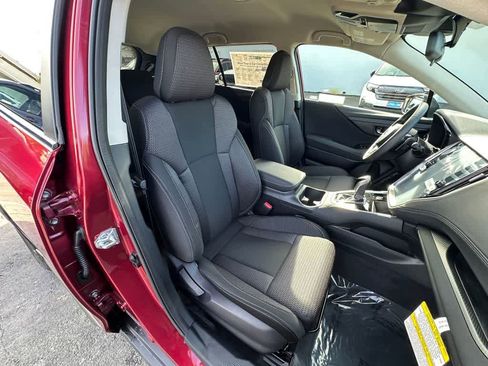 Used 2025 Subaru Outback Premium AWD/4WD image 14