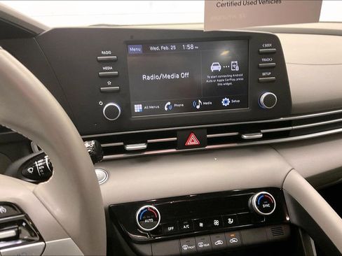 Certified 2025 Hyundai Elantra Sport w/ Cargo Package image 5