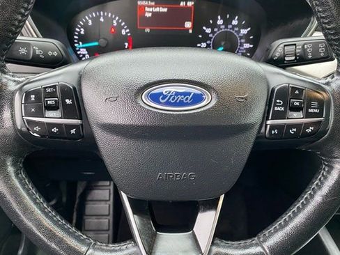 Used 2020 Ford Escape SEL image 10