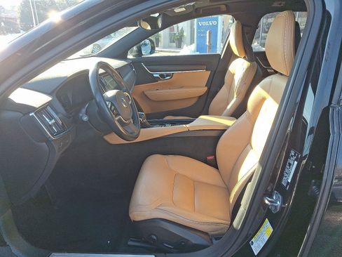 Used 2018 Volvo V90 T6 Cross Country w/ Protection Package Premier image 14