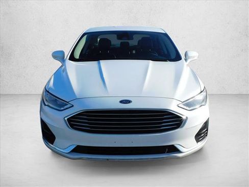 Used 2020 Ford Fusion SEL FWD image 4