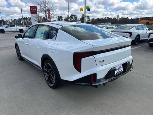 New 2026 Kia K4 GT-Line image 6