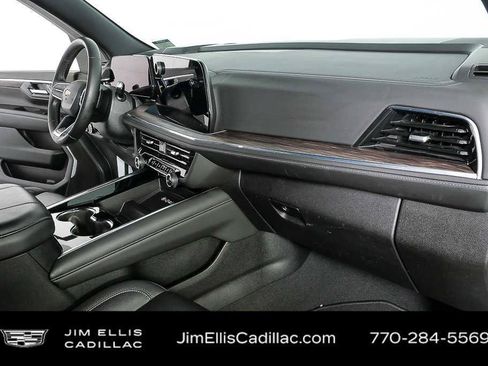 Used 2025 Chevrolet Tahoe LT RWD image 22
