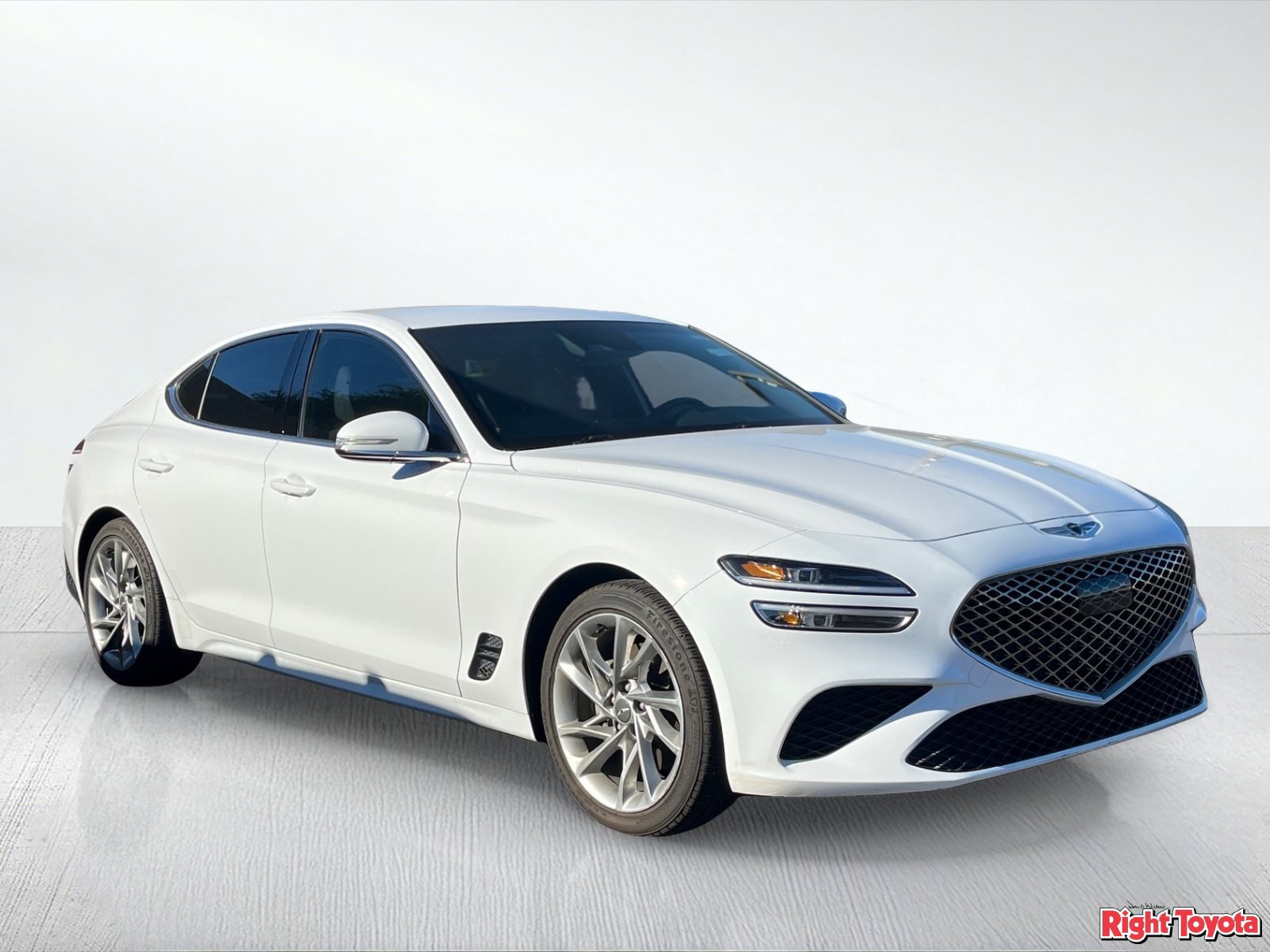 Used 2022 Genesis G70 2.0T RWD image 5