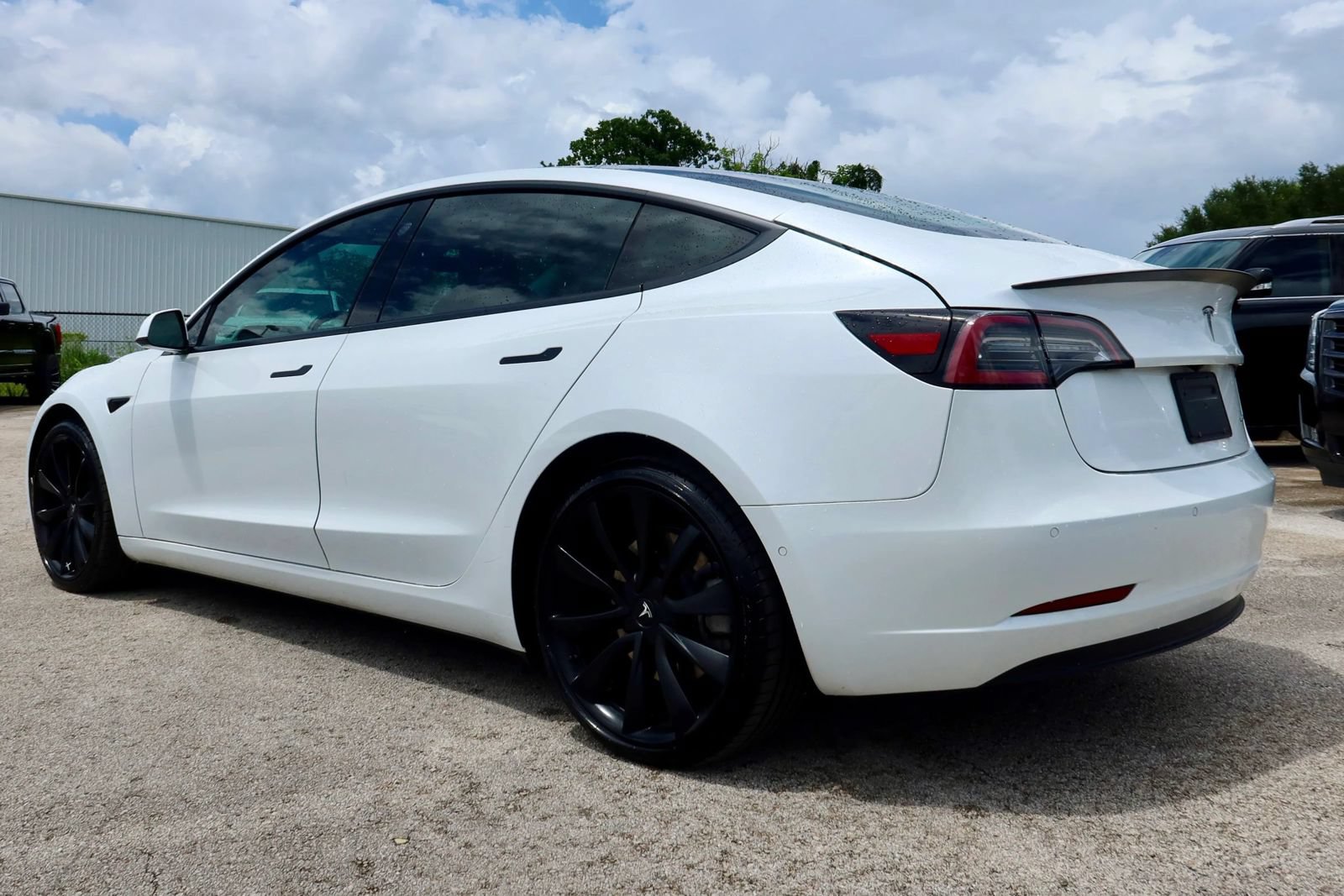 Used 2021 Tesla Model 3 Long Range AWD/4WD image 4