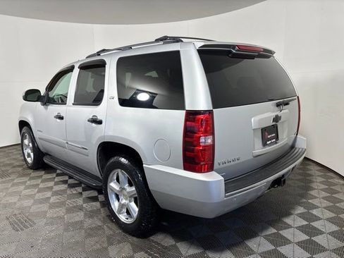 Used 2010 Chevrolet Tahoe LTZ AWD/4WD image 4
