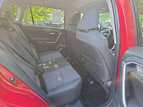 Used 2024 Toyota RAV4 XLE AWD/4WD image 13