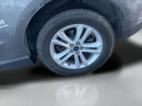 Used 2020 Ford Edge SEL w/ Convenience Package image 17