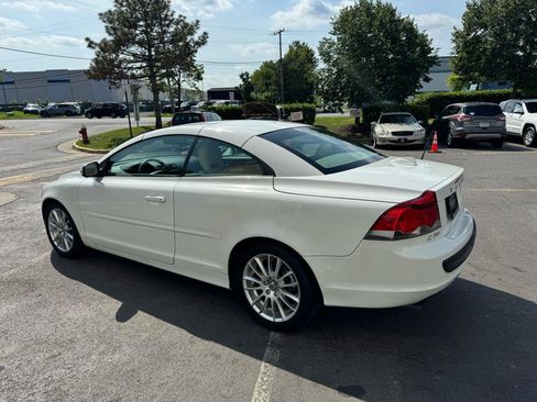 Used 2009 Volvo C70 T5 FWD image 11