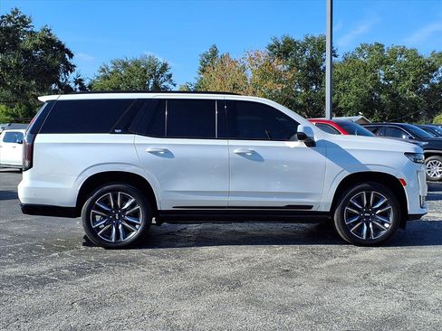 Used 2023 Cadillac Escalade Sport w/ Touring Package image 3