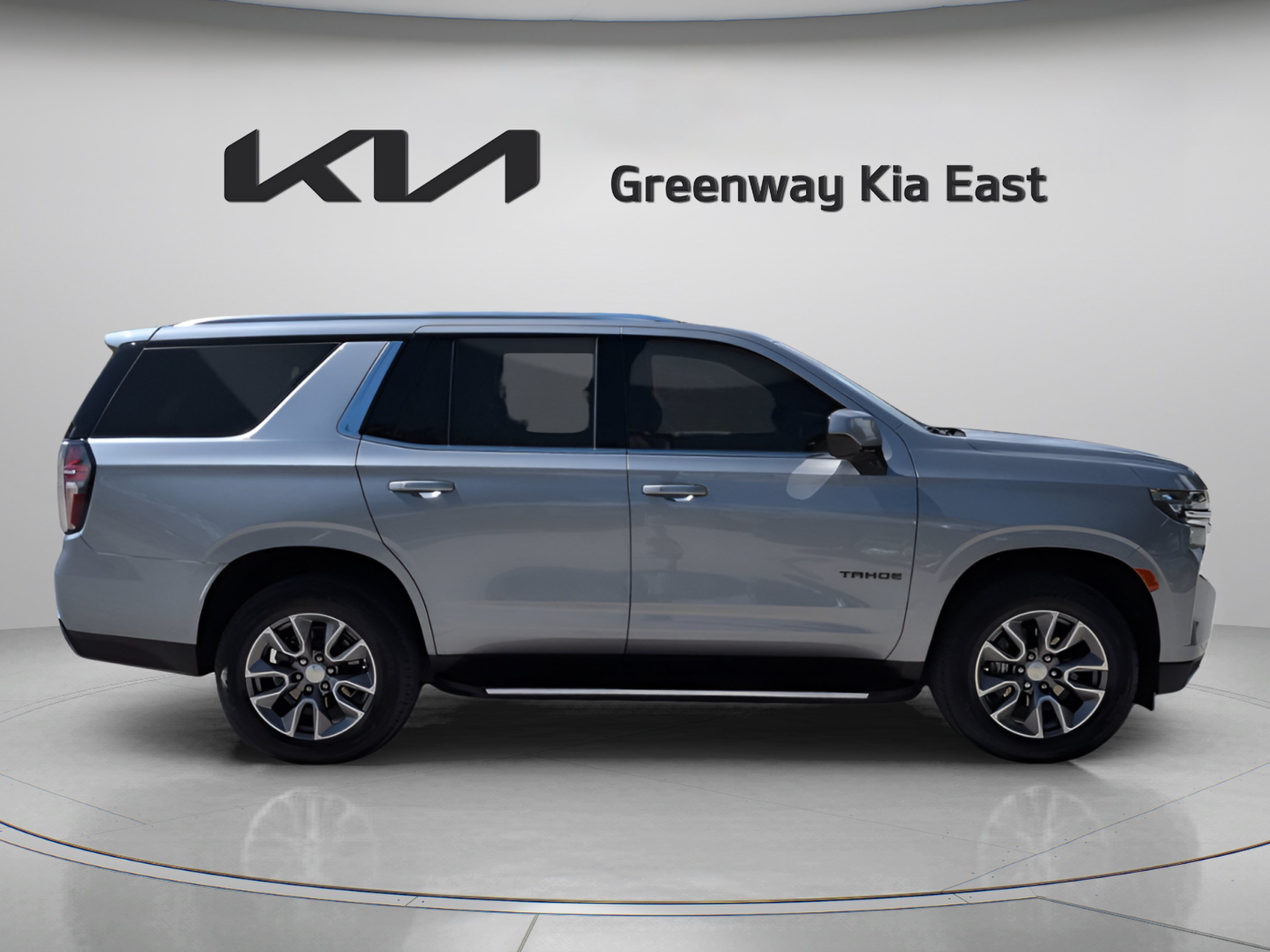 Used 2024 Chevrolet Tahoe LS w/ Driver Alert Package RWD image 5