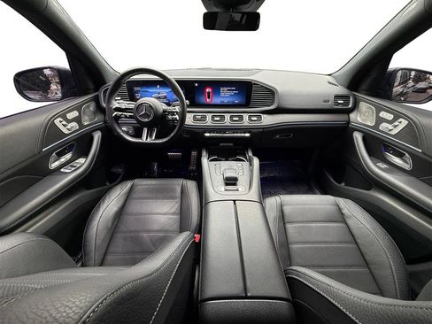 Used 2024 Mercedes-Benz GLS 450 4MATIC image 12