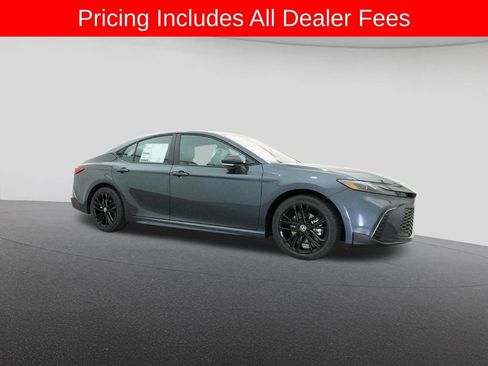 New 2026 Toyota Camry SE FWD image 28