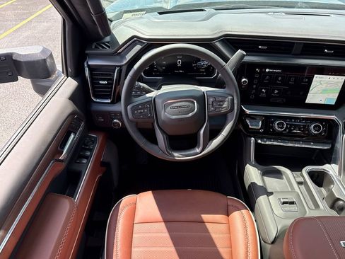 New 2026 GMC Sierra 3500 Denali Ultimate AWD/4WD image 29