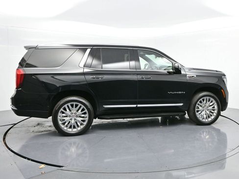 Used 2025 GMC Yukon Elevation image 8