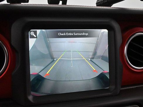Used 2020 Jeep Gladiator Rubicon AWD/4WD image 20