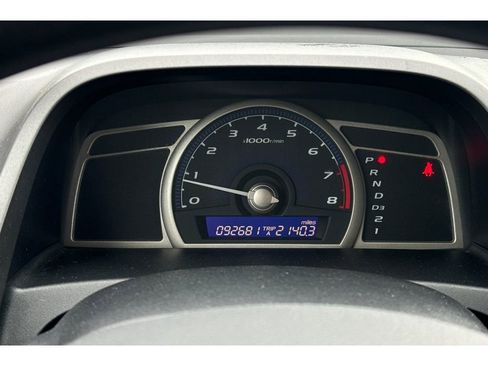 Used 2010 Honda Civic DX-VP image 26