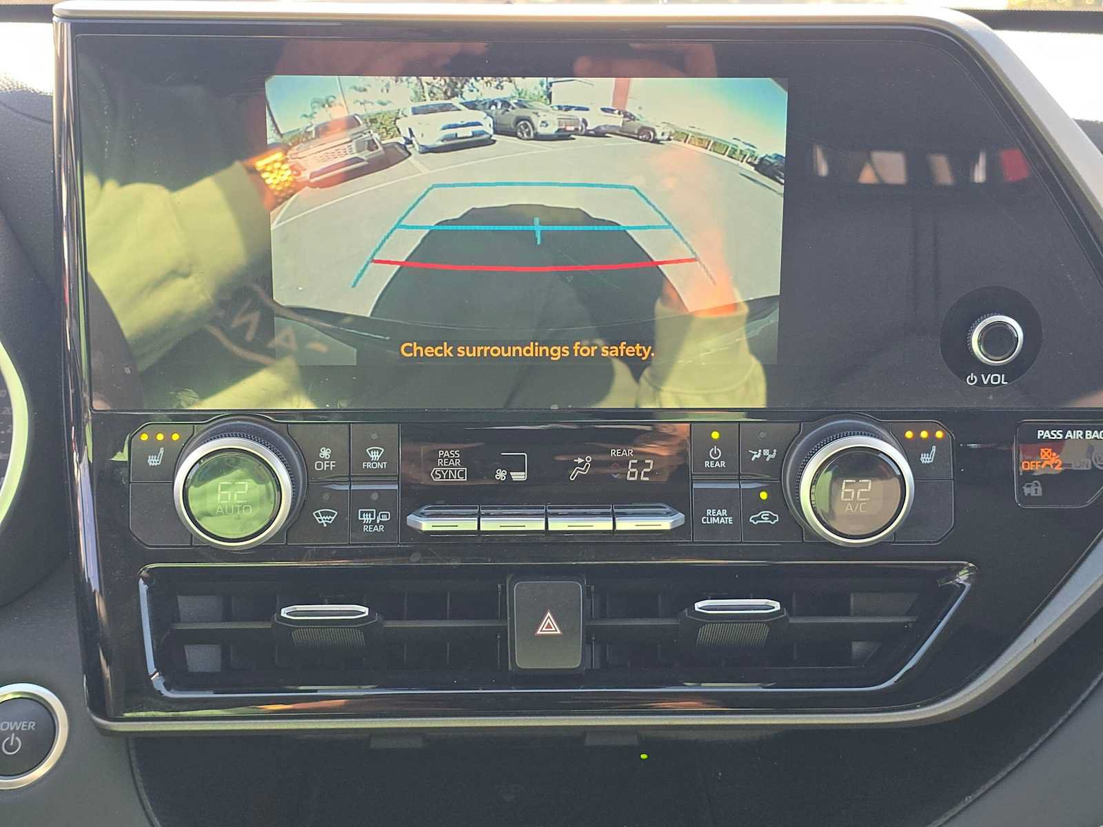 Certified 2025 Toyota Highlander XLE AWD/4WD image 30