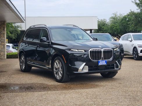 Used 2026 BMW X7 xDrive40i AWD/4WD image 3