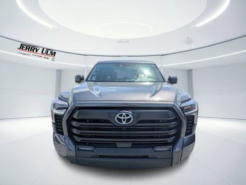 Used 2025 Toyota Tundra SR5 AWD/4WD image 7