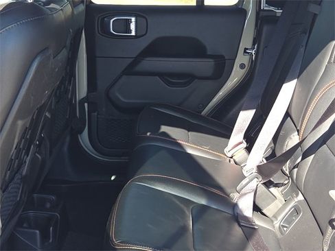 Used 2020 Jeep Gladiator Mojave image 15