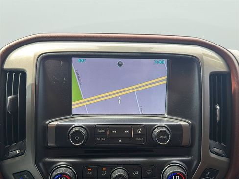 Used 2015 Chevrolet Silverado 1500 High Country w/ High Country Premium Package AWD/4WD image 26