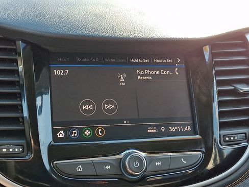 Used 2021 Chevrolet Trax LT w/ Premium Seat Package image 21