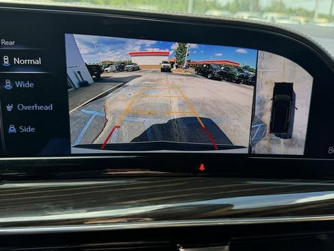 Used 2021 Cadillac Escalade Sport RWD image 18