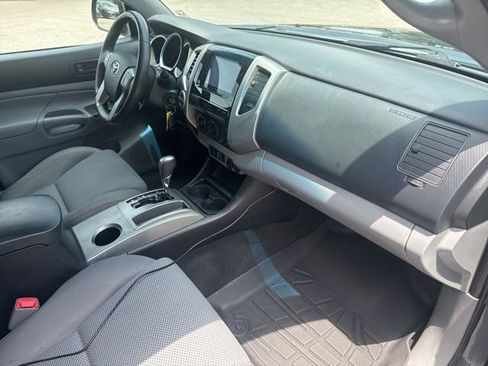 Used 2012 Toyota Tacoma 4x4 Double Cab w/ TRD Off-Road Pkg image 16