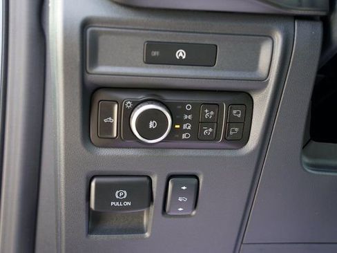 New 2025 Ford F150 Lariat w/ Equipment Group 501A Mid image 13