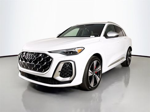 New 2025 Audi SQ5 Premium Plus image 3