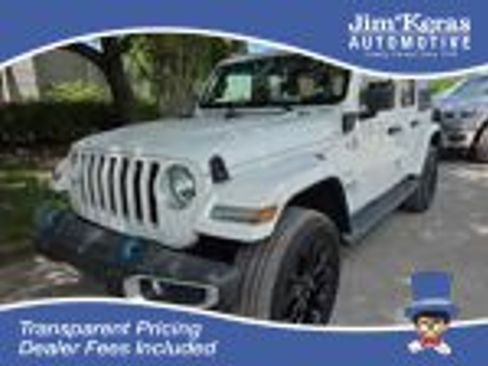 Used 2022 Jeep Wrangler Unlimited Sahara AWD/4WD image 1