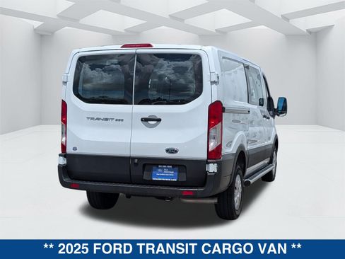 Used 2025 Ford Transit 250 Low Roof w/ Exterior Upgrade Package RWD image 5